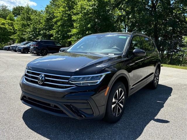 new 2024 Volkswagen Tiguan car, priced at $27,707