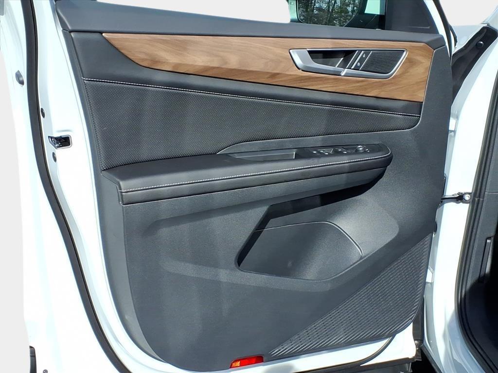 new 2026 Volkswagen Atlas car, priced at $42,365