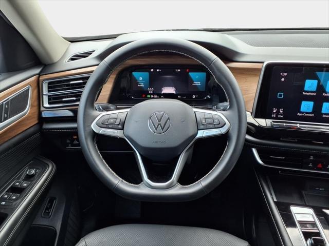 used 2024 Volkswagen Atlas car, priced at $33,900