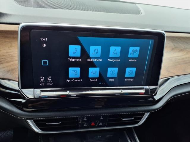 used 2024 Volkswagen Atlas car, priced at $33,900