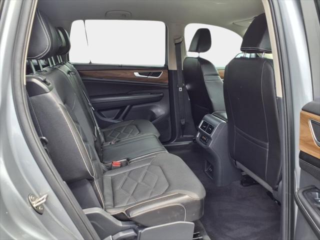 used 2024 Volkswagen Atlas car, priced at $33,900