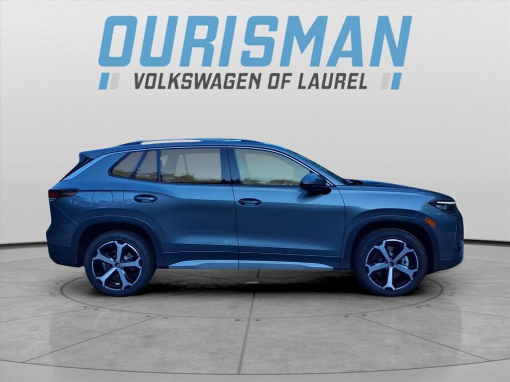 new 2025 Volkswagen Tiguan car, priced at $37,981