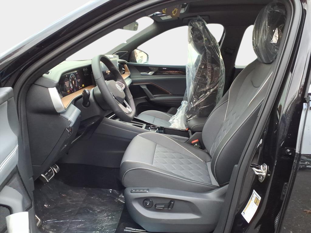 new 2026 Volkswagen Tiguan car, priced at $45,272