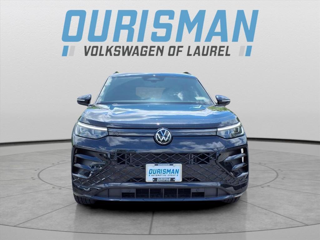 new 2025 Volkswagen Tiguan car, priced at $37,850