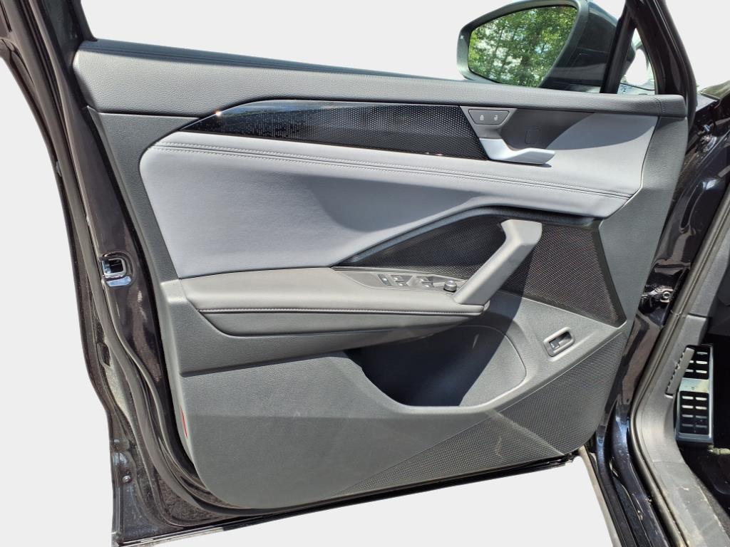 new 2025 Volkswagen Tiguan car, priced at $37,850