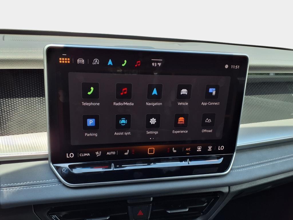 new 2025 Volkswagen Tiguan car, priced at $37,850