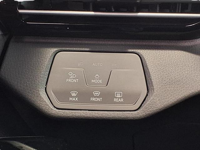 new 2025 Volkswagen ID.4 car, priced at $54,347