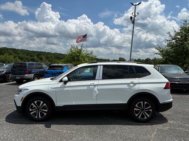 new 2024 Volkswagen Tiguan car, priced at $25,904