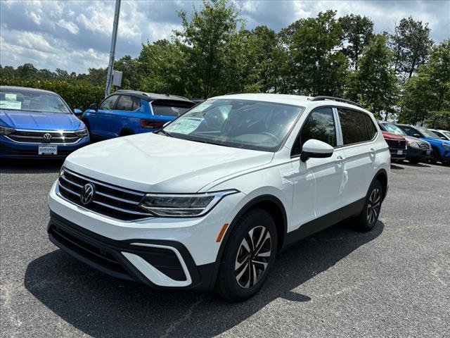 new 2024 Volkswagen Tiguan car, priced at $25,904