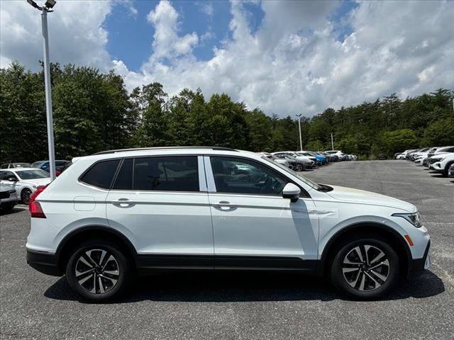 new 2024 Volkswagen Tiguan car, priced at $25,904