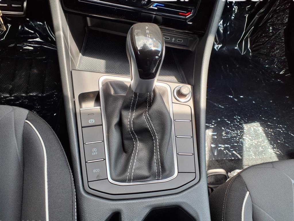 new 2025 Volkswagen Jetta car, priced at $25,545