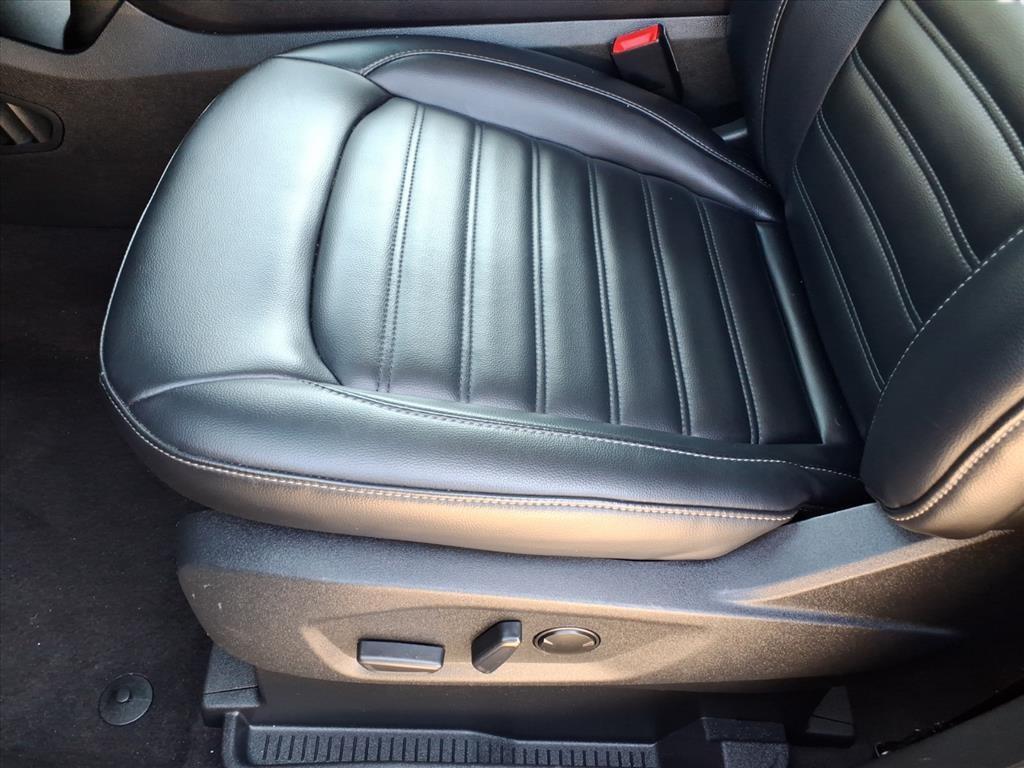 used 2024 Ford Edge car, priced at $22,800