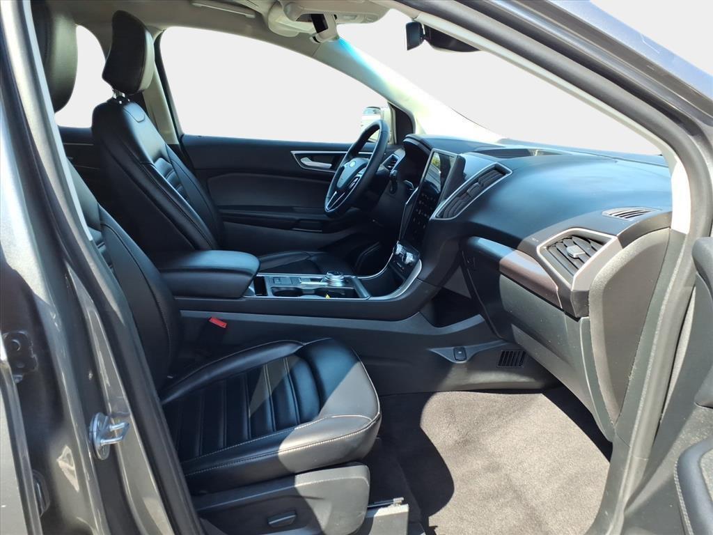 used 2024 Ford Edge car, priced at $22,800
