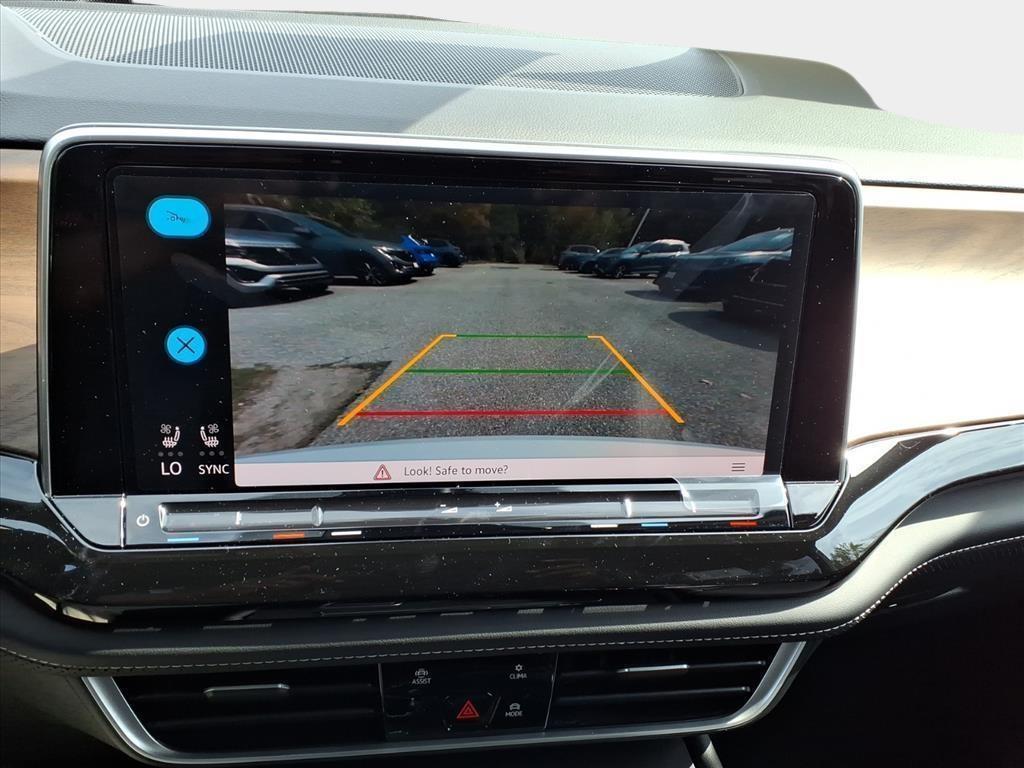 new 2026 Volkswagen Atlas car, priced at $42,365