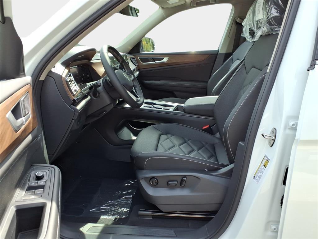 new 2026 Volkswagen Atlas car, priced at $42,365