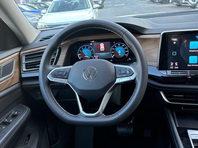 new 2024 Volkswagen Atlas car, priced at $42,288
