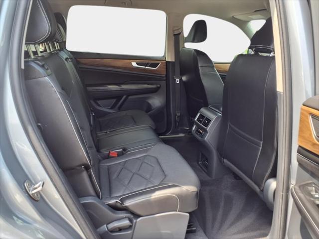 used 2024 Volkswagen Atlas car, priced at $33,800