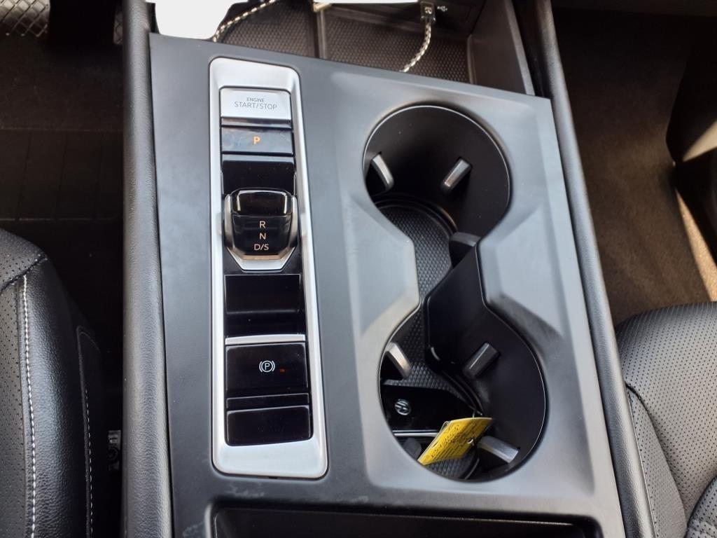 used 2024 Volkswagen Atlas car, priced at $32,700