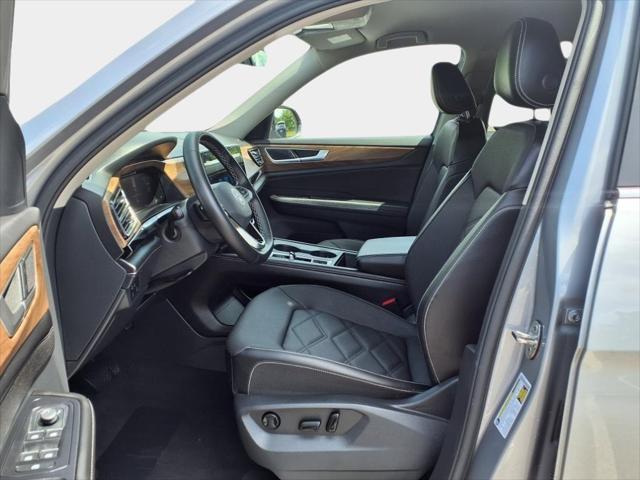 used 2024 Volkswagen Atlas car, priced at $34,900
