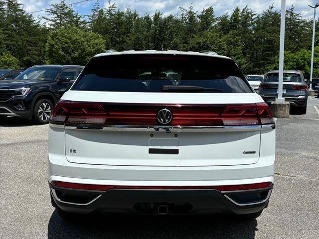 new 2024 Volkswagen Atlas Cross Sport car, priced at $40,871