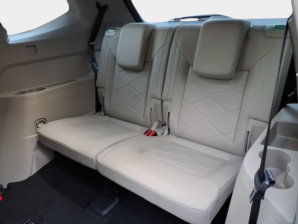 new 2026 Volkswagen Atlas car, priced at $48,018