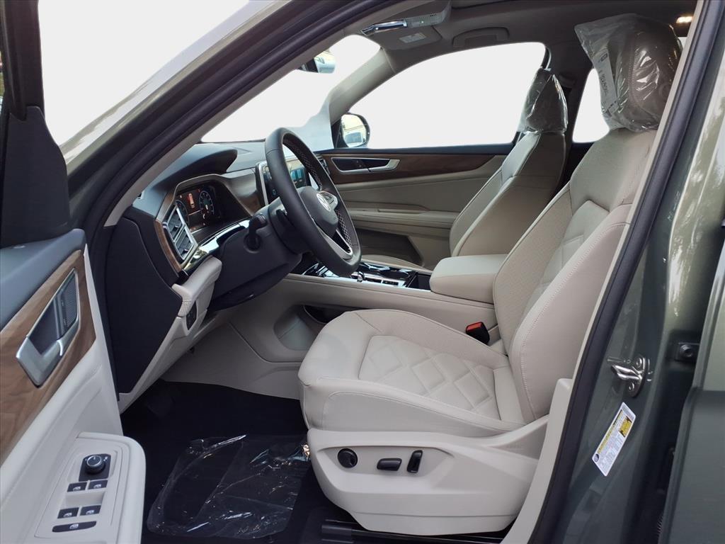 new 2026 Volkswagen Atlas car, priced at $48,018