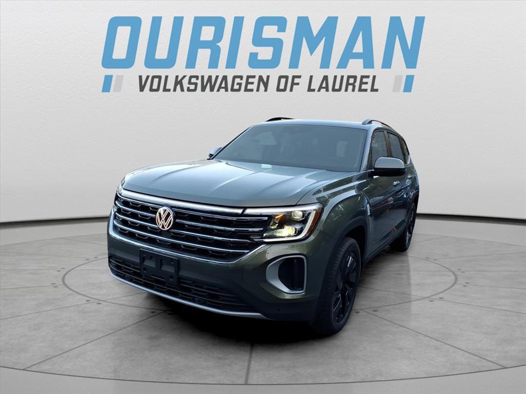 new 2026 Volkswagen Atlas car, priced at $48,018