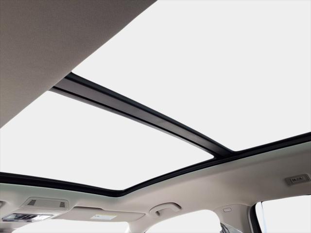 new 2025 Volkswagen Atlas car, priced at $53,873