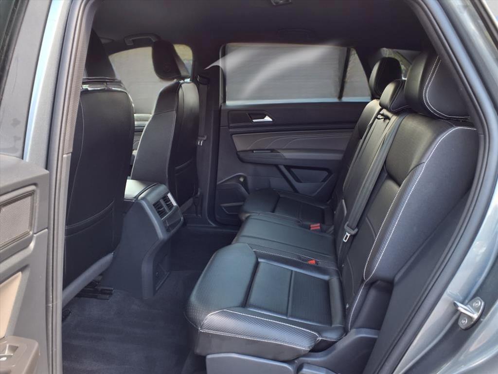 used 2022 Volkswagen Atlas Cross Sport car, priced at $25,500