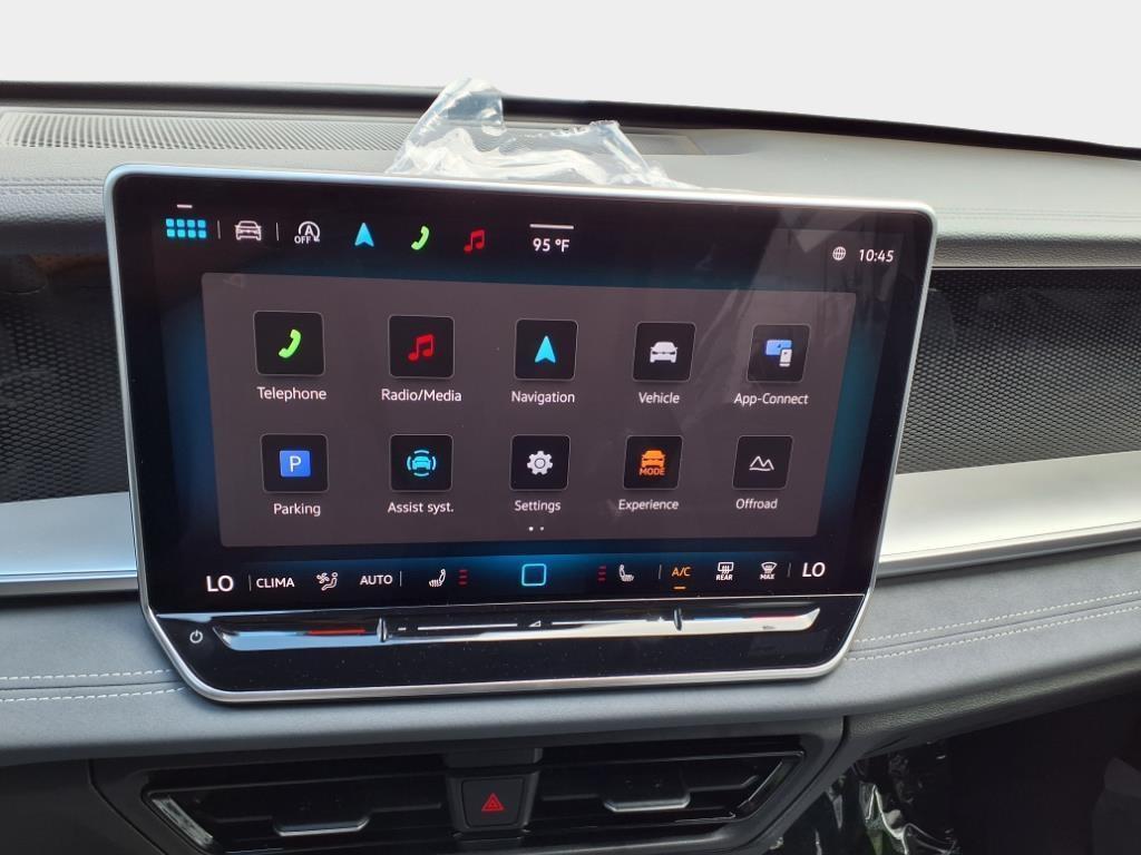 new 2025 Volkswagen Tiguan car, priced at $38,667