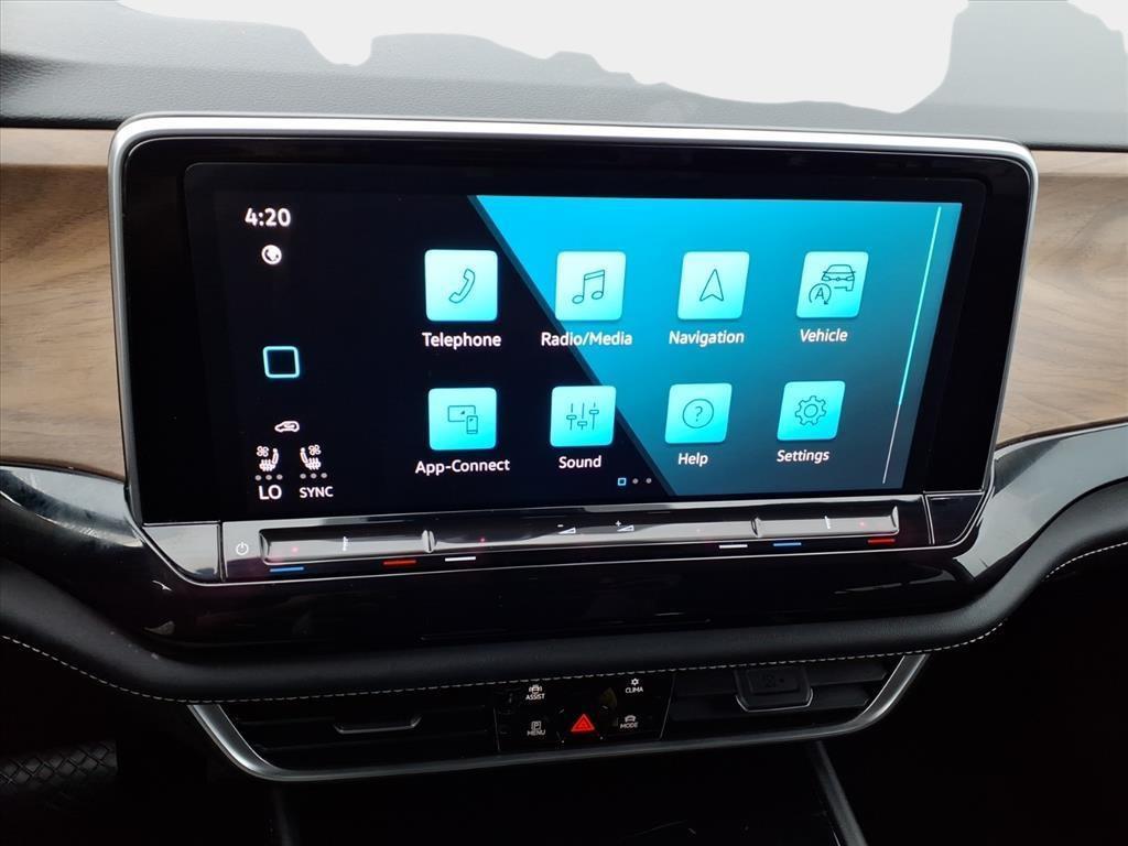 used 2024 Volkswagen Atlas car, priced at $30,700
