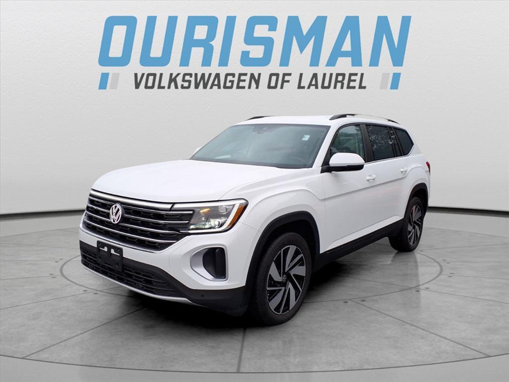 used 2024 Volkswagen Atlas car, priced at $30,700