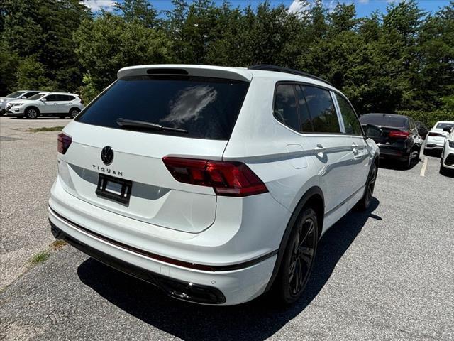 new 2024 Volkswagen Tiguan car, priced at $31,554