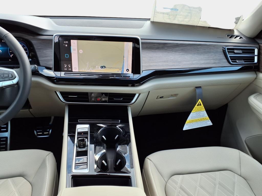 new 2025 Volkswagen Atlas car, priced at $52,478