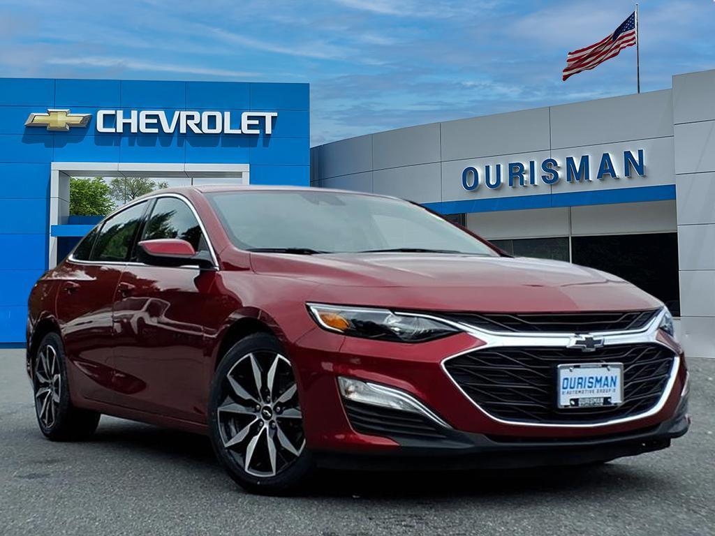 used 2024 Chevrolet Malibu car, priced at $17,900