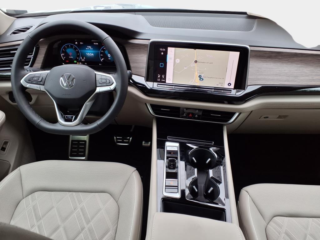 new 2025 Volkswagen Atlas car, priced at $52,971