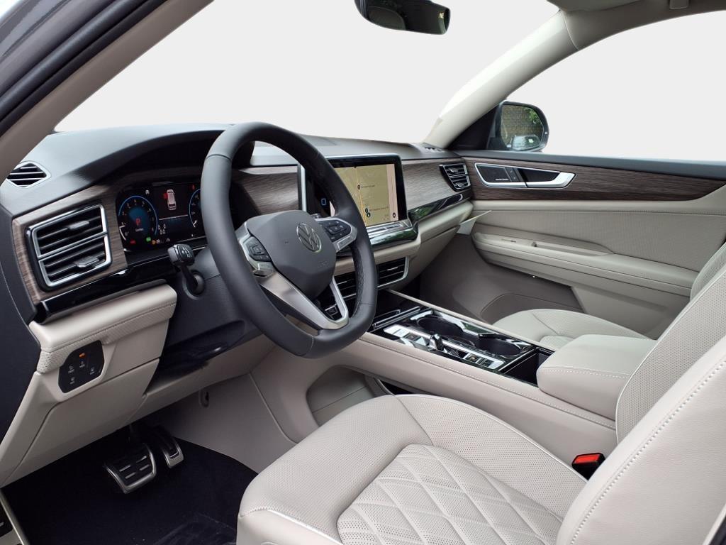 new 2025 Volkswagen Atlas car, priced at $52,971