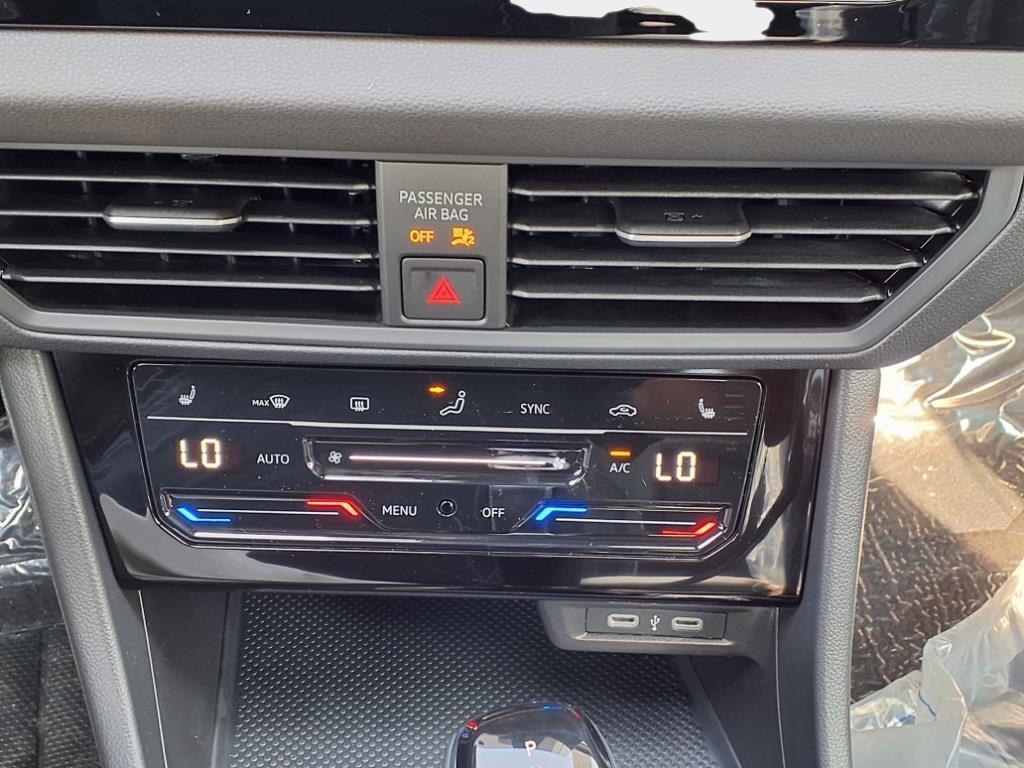 new 2025 Volkswagen Jetta car, priced at $25,643