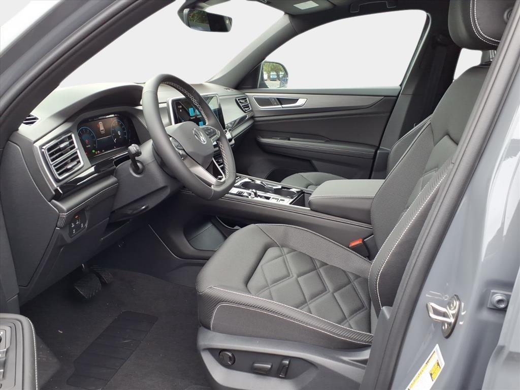 new 2026 Volkswagen Atlas Cross Sport car, priced at $47,038