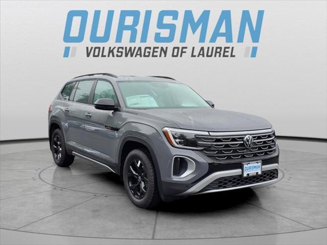 new 2025 Volkswagen Atlas car, priced at $48,574