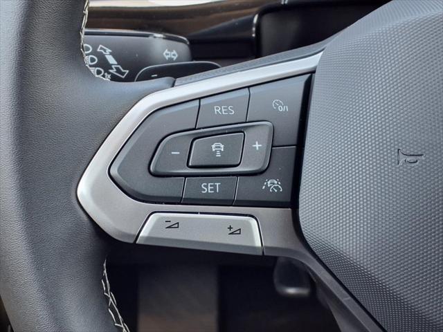 new 2025 Volkswagen Atlas car, priced at $40,698