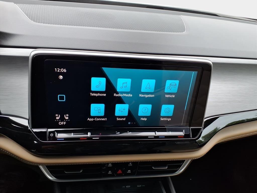 new 2026 Volkswagen Atlas Cross Sport car, priced at $47,038