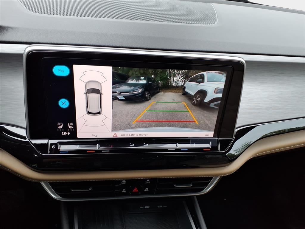 new 2026 Volkswagen Atlas Cross Sport car, priced at $47,038