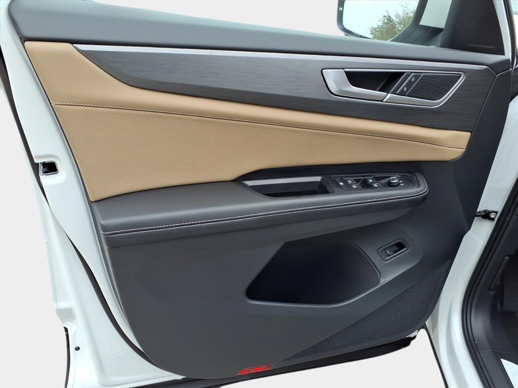 new 2026 Volkswagen Atlas Cross Sport car, priced at $47,038