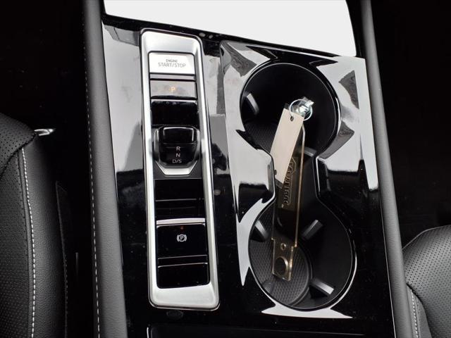 new 2025 Volkswagen Atlas car, priced at $44,841