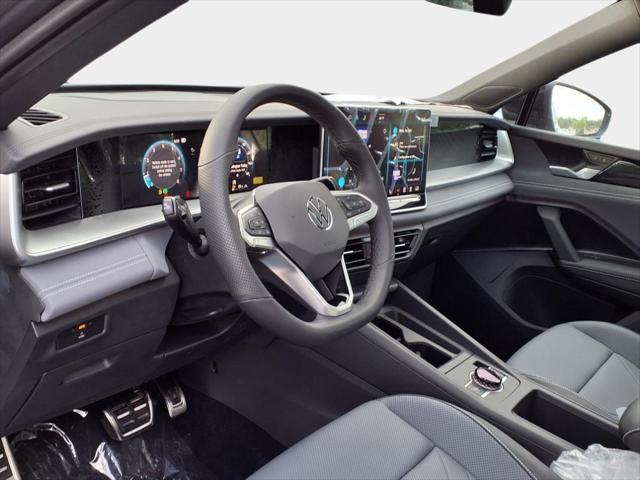 new 2025 Volkswagen Tiguan car, priced at $38,282