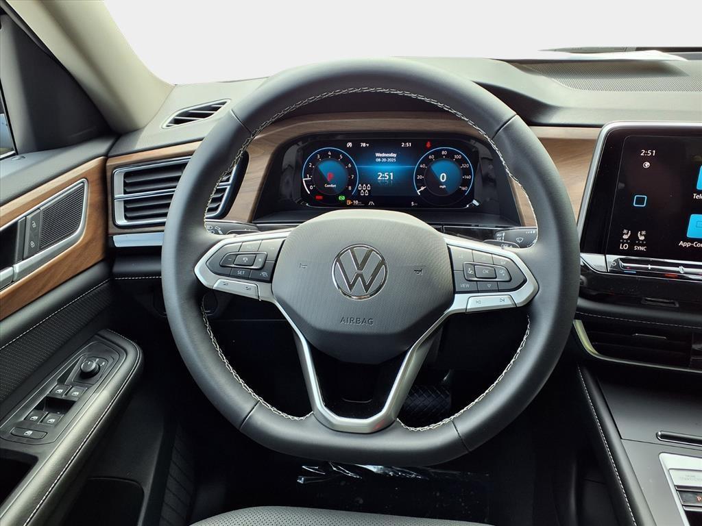new 2026 Volkswagen Atlas car, priced at $41,928