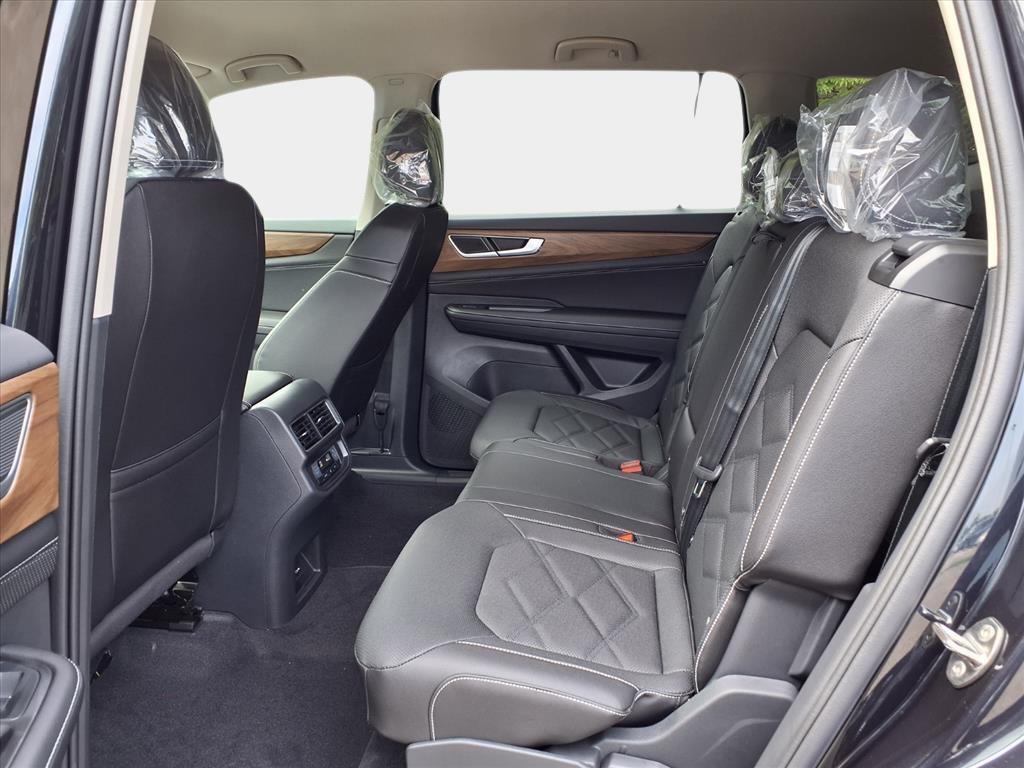 new 2026 Volkswagen Atlas car, priced at $41,928