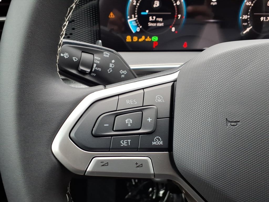new 2025 Volkswagen Tiguan car, priced at $30,946