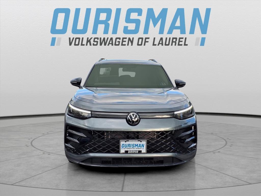 new 2025 Volkswagen Tiguan car, priced at $37,328